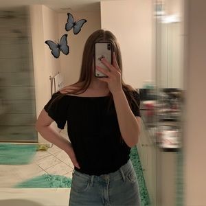 FOREVER 21 | Off the shoulders top